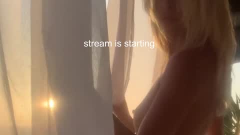 hi im Janasmall boobs big heart  warm pussy  online show from 25, 1, 2025