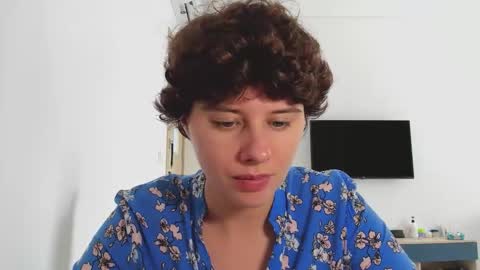 Evie online show from 7, 2, 2026