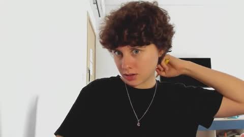 Evie online show from 10, 2, 2026