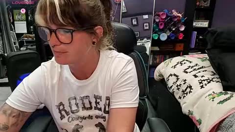 Snapshot of oddywithabody chatting on 20, 5, 2026 Oddy With A Body online show from 20, 5, 2026