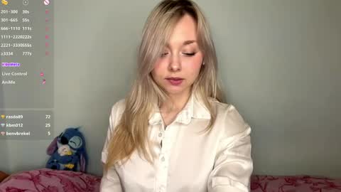 Snapshot of odelynbrower chatting on 26, 4, 2026 Alice online show from 26, 4, 2026