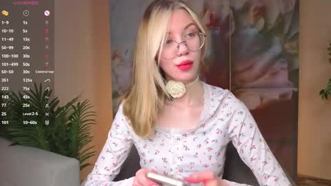 Snapshot of odelyncure chatting on 2, 2, 2026 Lynna online show from 2, 2, 2026