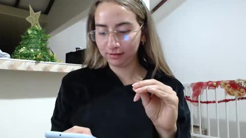 Val online show from 12, 12, 2024