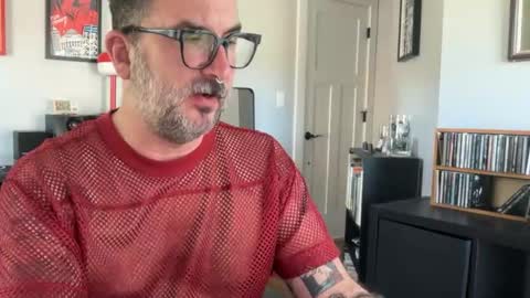 Snapshot of office_dad chatting on 8, 9, 2025 Office Dad online show from 8, 9, 2025
