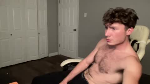Snapshot of officialtommycash chatting on 17, 7, 2026 Tommy Cash online show from 17, 7, 2026