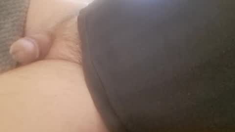 Snapshot of offsides10 chatting on 18, 2, 2025 WantsToTryACouple online show from 18, 2, 2025