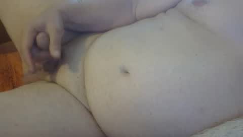 Snapshot of offsides10 chatting on 21, 4, 2026 WantsToTryACouple online show from 21, 4, 2026
