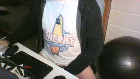 Snapshot of ofmtfs10 chatting on 10, 4, 2026 ofmtfs10 online show from 10, 4, 2026