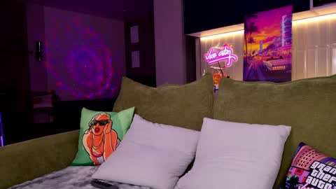 Monica online show from 10, 4, 2026