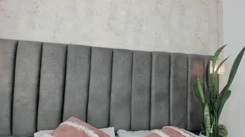 Holly online show from 8, 3, 2025