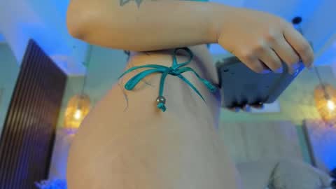 Holly online show from 20, 10, 2025