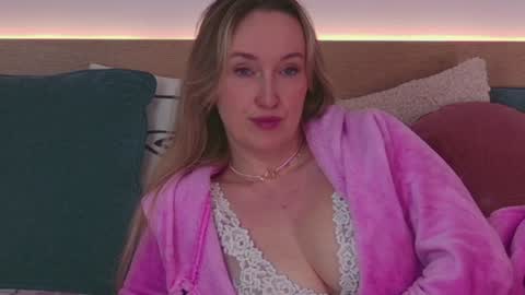 Snapshot of oh_kitty chatting on 11, 12, 2024 Kourtney online show from 11, 12, 2024