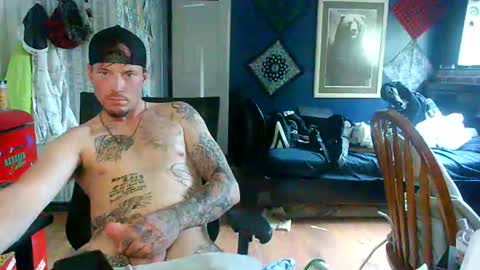 Snapshot of oh_you_know69 chatting on 22, 4, 2026 who dares toss me some tips lets have fun online show from 22, 4, 2026