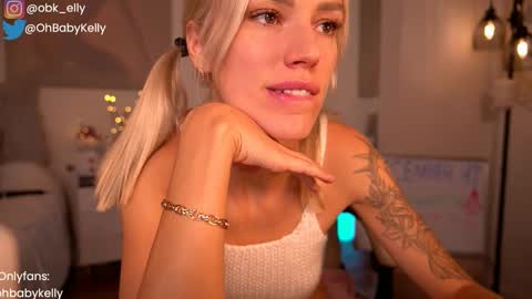 Snapshot of ohbabykelly chatting on 15, 12, 2024 Kelly online show from 15, 12, 2024
