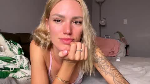 Snapshot of ohbabykelly chatting on 18, 2, 2025 Kelly online show from 18, 2, 2025