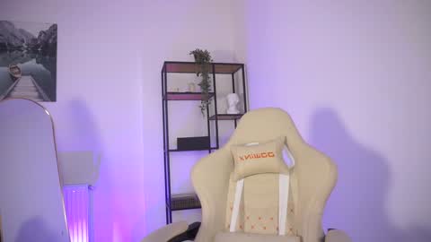 Snapshot of ohh_my_venus chatting on 12, 12, 2024 Julia online show from 12, 12, 2024