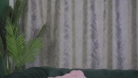 Snapshot of ohh_my_venus chatting on 9, 3, 2025 Julia online show from 9, 3, 2025