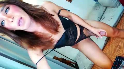 Snapshot of ohlalasamanthaxxx143 chatting on 8, 5, 2026 IM CHIE DONT FORGET TO FOLLOW ME MAKE ME SMILE HERE THUMB UP FOR 25TOK online show from 8, 5, 2026