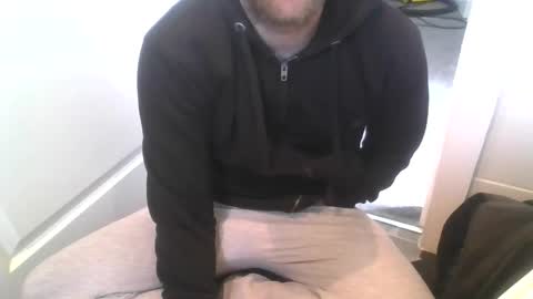 Snapshot of ohmibodslave chatting on 15, 5, 2026 TheDee online show from 15, 5, 2026