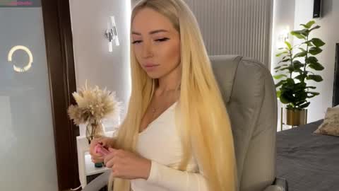 Emma online show from 10, 3, 2026