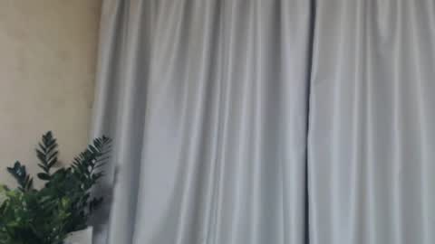 Mari online show from 1, 2, 2025