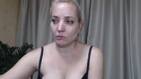 Mari online show from 10, 9, 2025