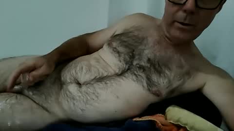 Snapshot of oiledcouple1 chatting on 13, 4, 2026 oiledcouple1 online show from 13, 4, 2026