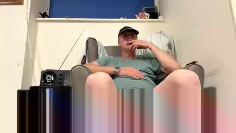 Snapshot of oiljames167 chatting on 3, 10, 2025 oiljames167 online show from 3, 10, 2025