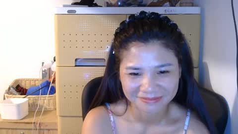 Snapshot of oinjer09 chatting on 7, 6, 2026 oinjer09 online show from 7, 6, 2026