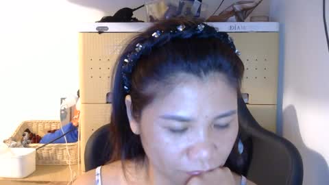 Snapshot of oinjer09 chatting on 7, 6, 2026 oinjer09 online show from 7, 6, 2026
