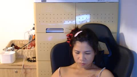 Snapshot of oinjer09 chatting on 8, 6, 2026 oinjer09 online show from 8, 6, 2026