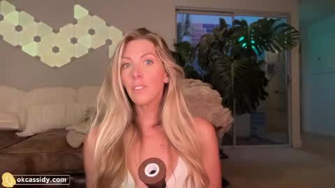 Snapshot of ok_cassidy chatting on 12, 6, 2026 ok_cassidy online show from 12, 6, 2026