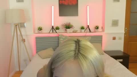 Snapshot of okerriella chatting on 25, 4, 2026 Ami online show from 25, 4, 2026