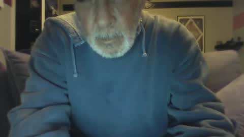 Snapshot of old_bald63 chatting on 31, 12, 2024 old_bald63 online show from 31, 12, 2024
