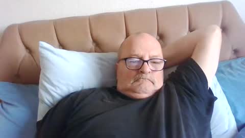 Snapshot of old_fkr chatting on 17, 1, 2025 old_fkr online show from 17, 1, 2025