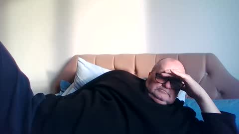 Snapshot of old_fkr chatting on 3, 2, 2025 old_fkr online show from 3, 2, 2025