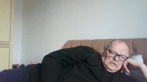 Snapshot of old_fkrr_ chatting on 6, 2, 2026 old_fkrr_ online show from 6, 2, 2026