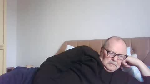 Snapshot of old_fkrr_ chatting on 10, 2, 2026 old_fkrr_ online show from 10, 2, 2026