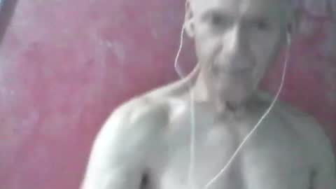 Snapshot of oldbuthorny62 chatting on 12, 4, 2026 oldbuthorny62 online show from 12, 4, 2026