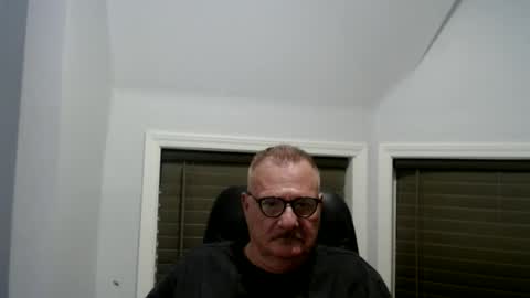 Snapshot of oldguybigd chatting on 12, 6, 2026 oldguybigd online show from 12, 6, 2026