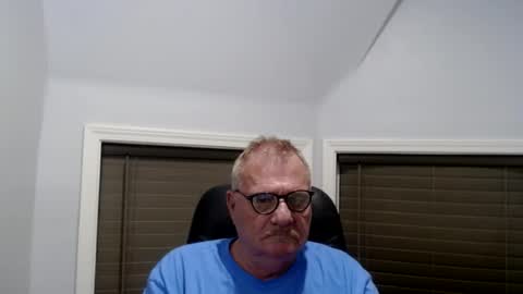 Snapshot of oldguybigd chatting on 25, 7, 2026 oldguybigd online show from 25, 7, 2026