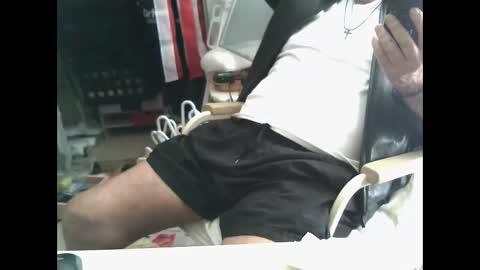 Snapshot of oleredtre chatting on 6, 4, 2026 oleredtre online show from 6, 4, 2026