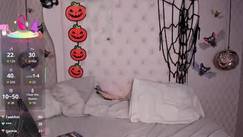 Snapshot of oliiverr22 chatting on 31, 10, 2025 oliiverr22 online show from 31, 10, 2025