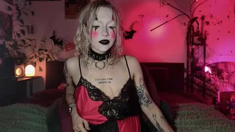 Olive online show from 25, 10, 2025