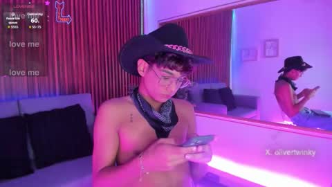 Snapshot of oliver20__ chatting on 26, 3, 2026 oliver20__ online show from 26, 3, 2026