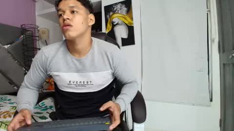 O L I V E R online show from 16, 4, 2026