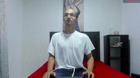 Snapshot of oliver_goldberg chatting on 16, 4, 2026 oliver_goldberg online show from 16, 4, 2026