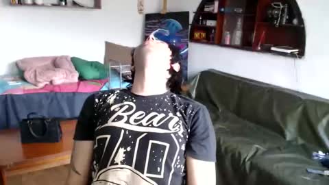 Snapshot of oliver_laid_2023 chatting on 18, 11, 2025 oliver_laid_2023 online show from 18, 11, 2025