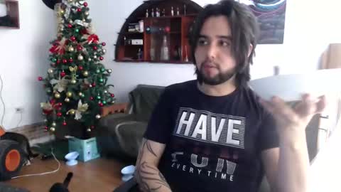 Snapshot of oliver_laid_2023 chatting on 20, 12, 2025 oliver_laid_2023 online show from 20, 12, 2025