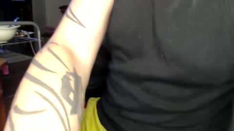 oliver_laid_2023 online show from 19, 5, 2026
